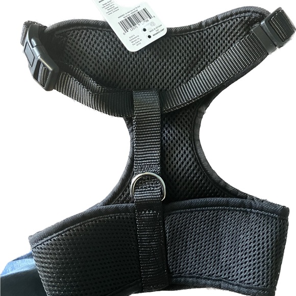 NWT. Dog harness medium - Picture 2 of 2